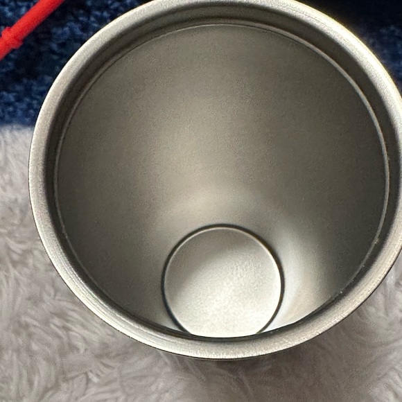 Starbucks Stainless Steel Cup 2023 Xmas. NWT 24oz. - Picture 6 of 6